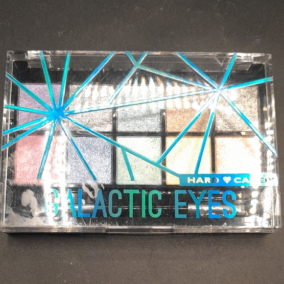 Hard Candy Galactic Eyeshadow Palette with Vibrant Shades - Picture 1 of 3